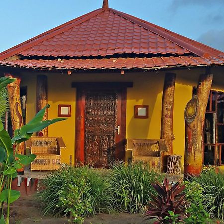 Mama Africa Art Residence & Art Center Gambia Tanji 外观 照片