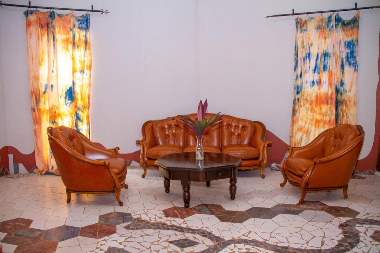Mama Africa Art Residence & Art Center Gambia Tanji 外观 照片