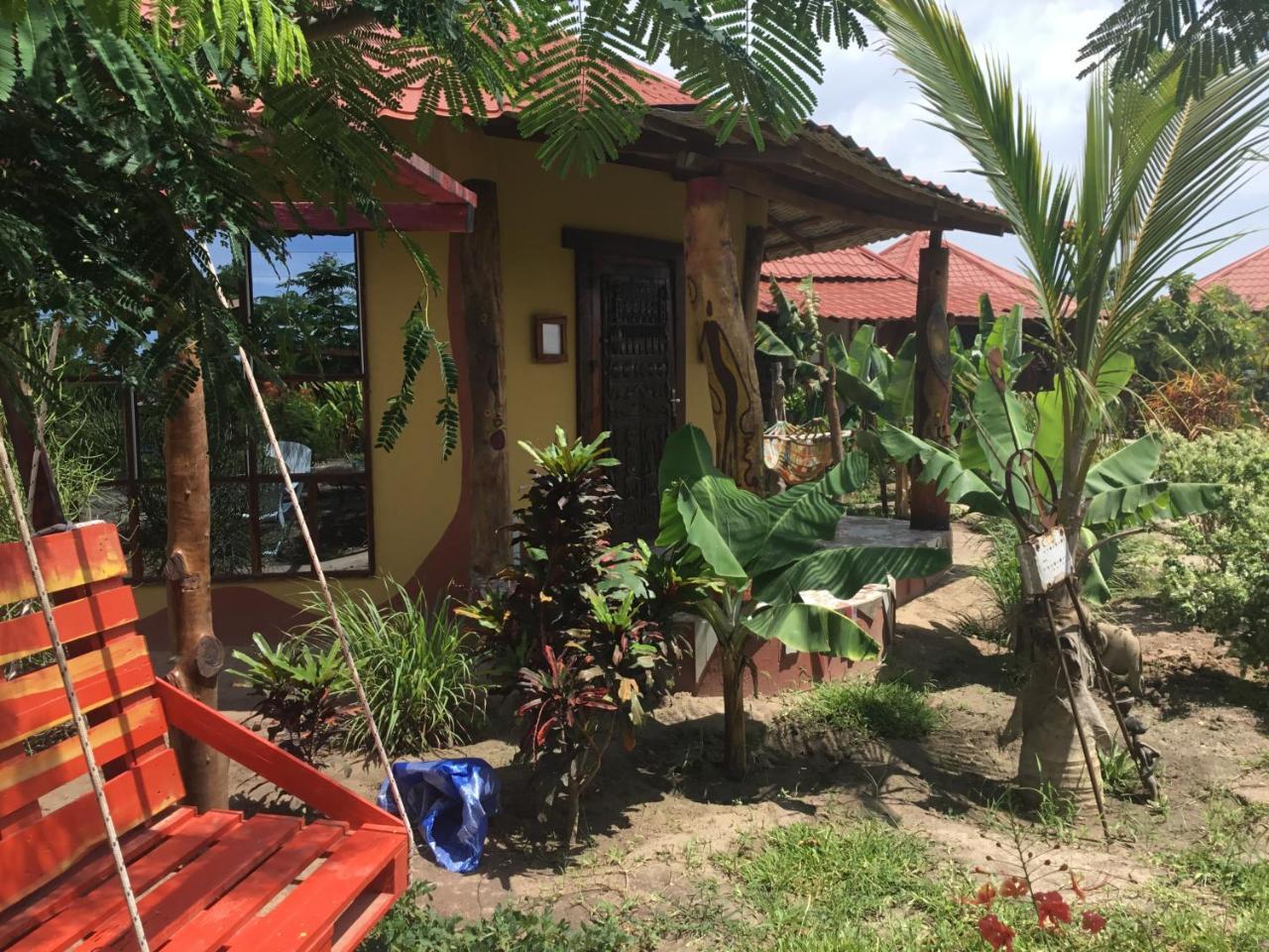 Mama Africa Art Residence & Art Center Gambia Tanji 外观 照片